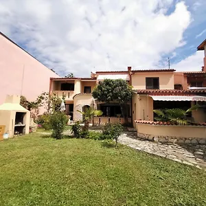 apartmani-koin.in-istria.net/